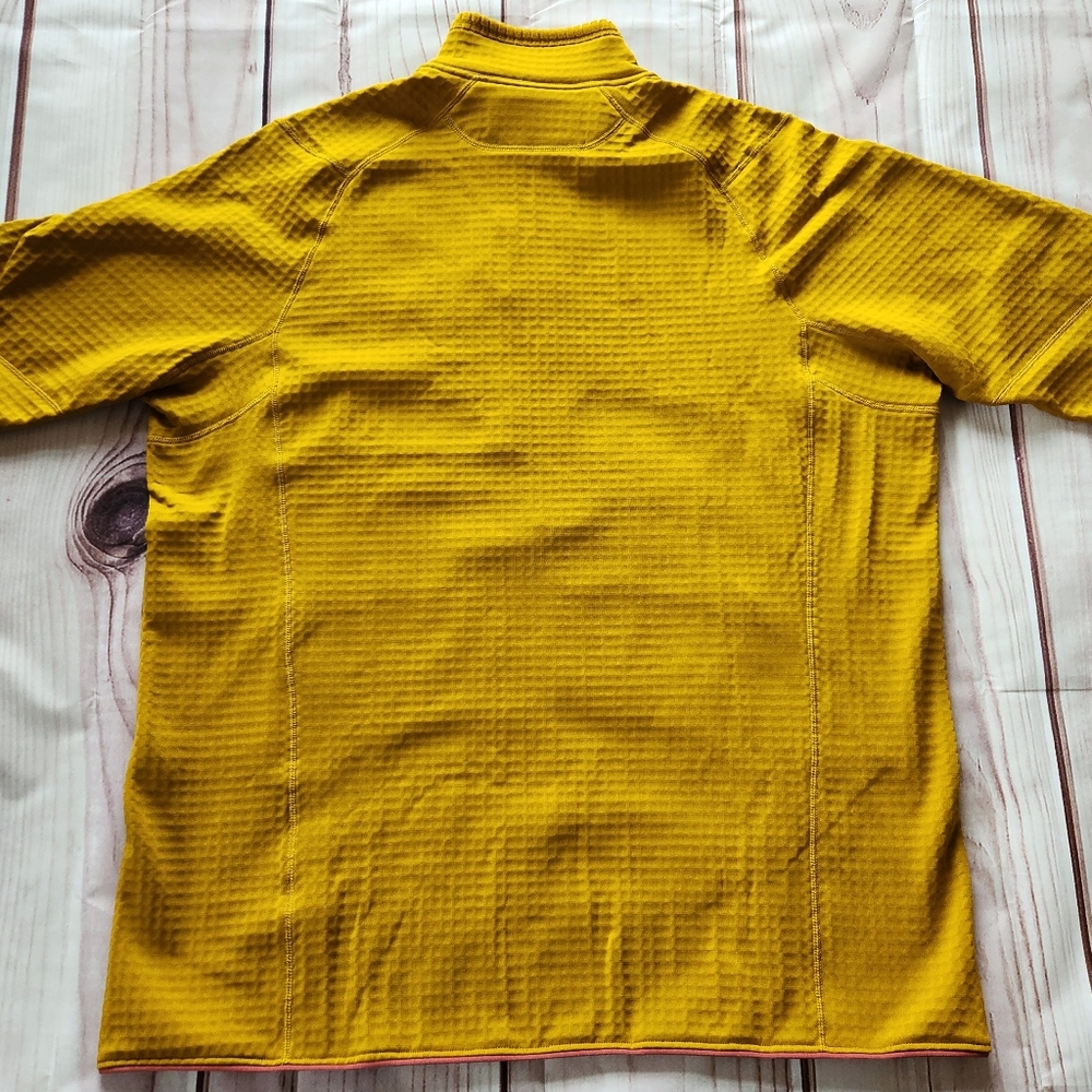 NWT Patagonia "R1 Fleece Pullover" 1/4 Zip Jacket Cosmic Gold | Men's Size 3XL - Picture 4 of 10